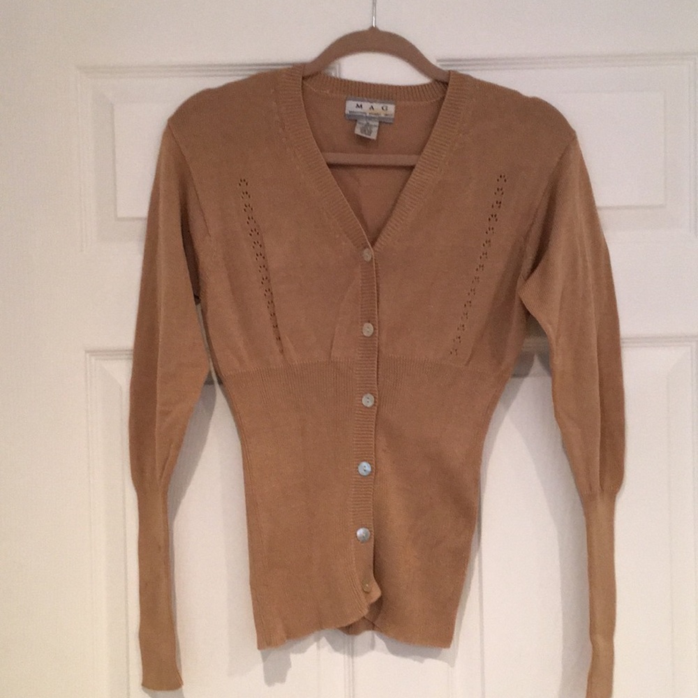 Magashoni Sweater
